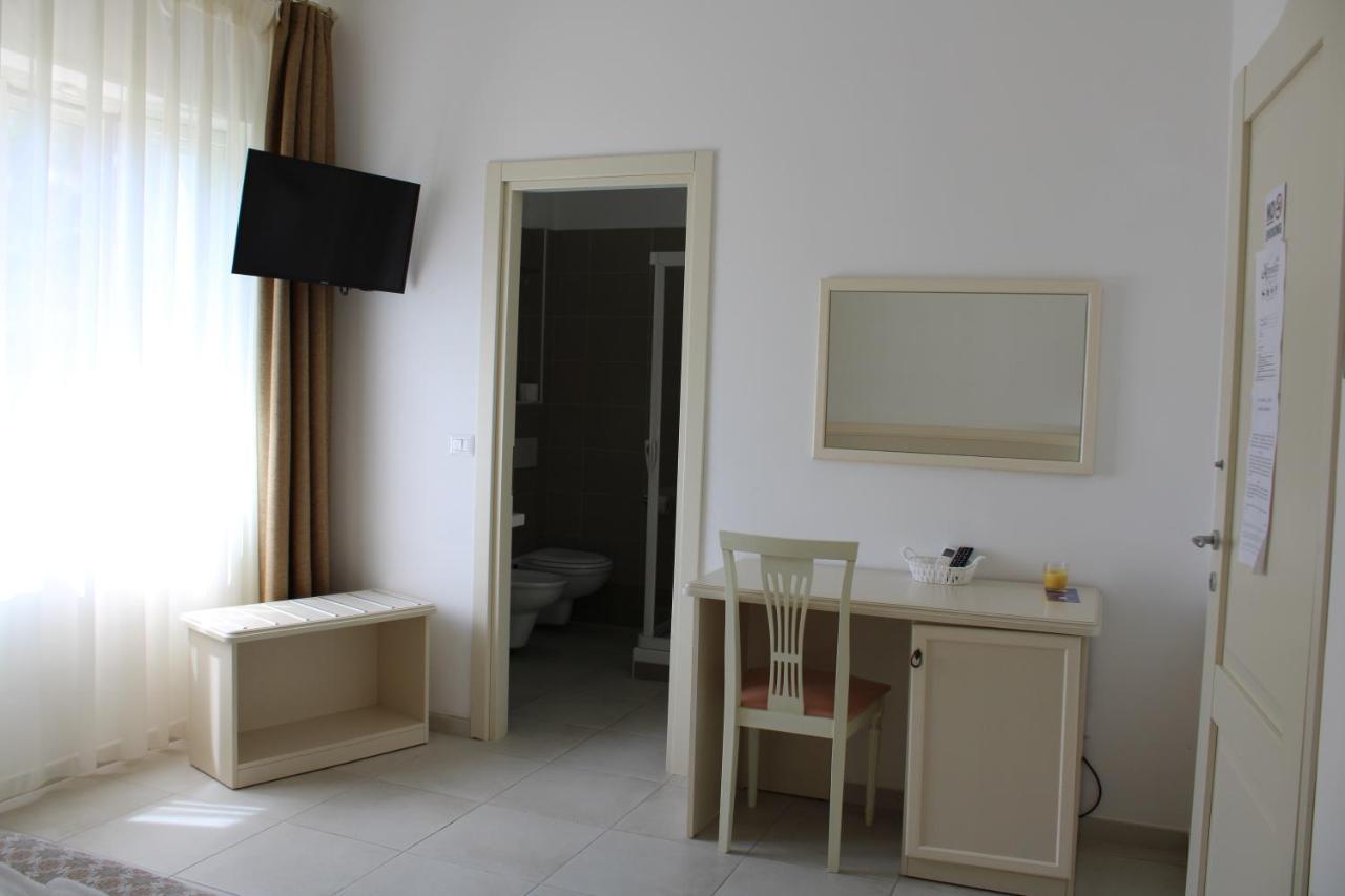 Afrodite Hotel Scalea Ngoại thất bức ảnh